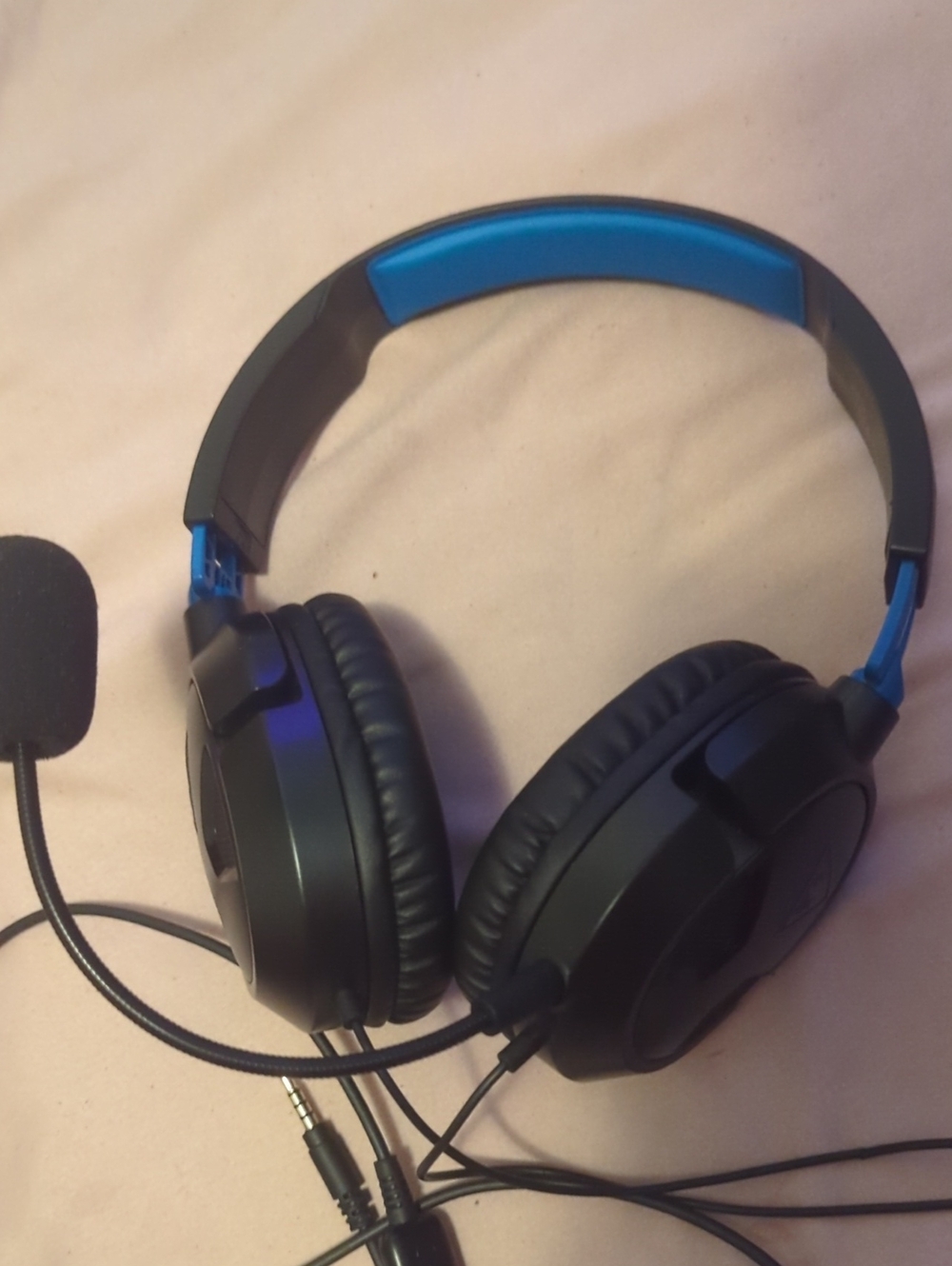 Black & Blue Gaming Headset with Detachable Microphone